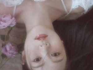 xiao77唯美清纯【如何展现 xiao77 唯美清纯的独特魅力？以及她背后的故事与情感】